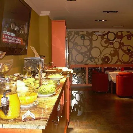 Francisco Ii 호텔 4*