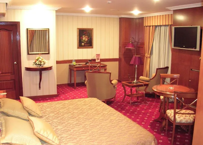 Hotel Francisco Ii 4*